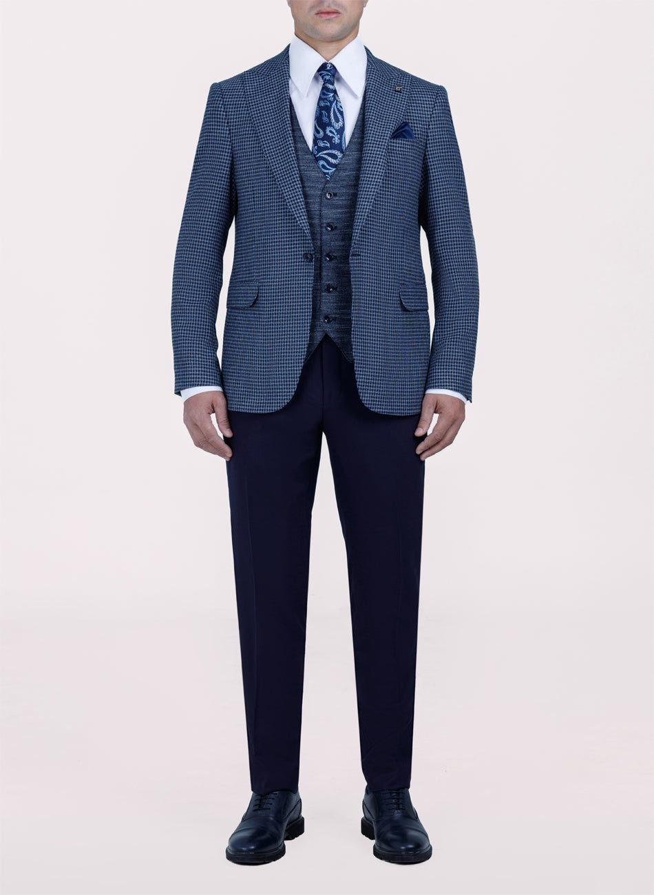 Image of Blue Hounds tooth Peak Lapel Suit
