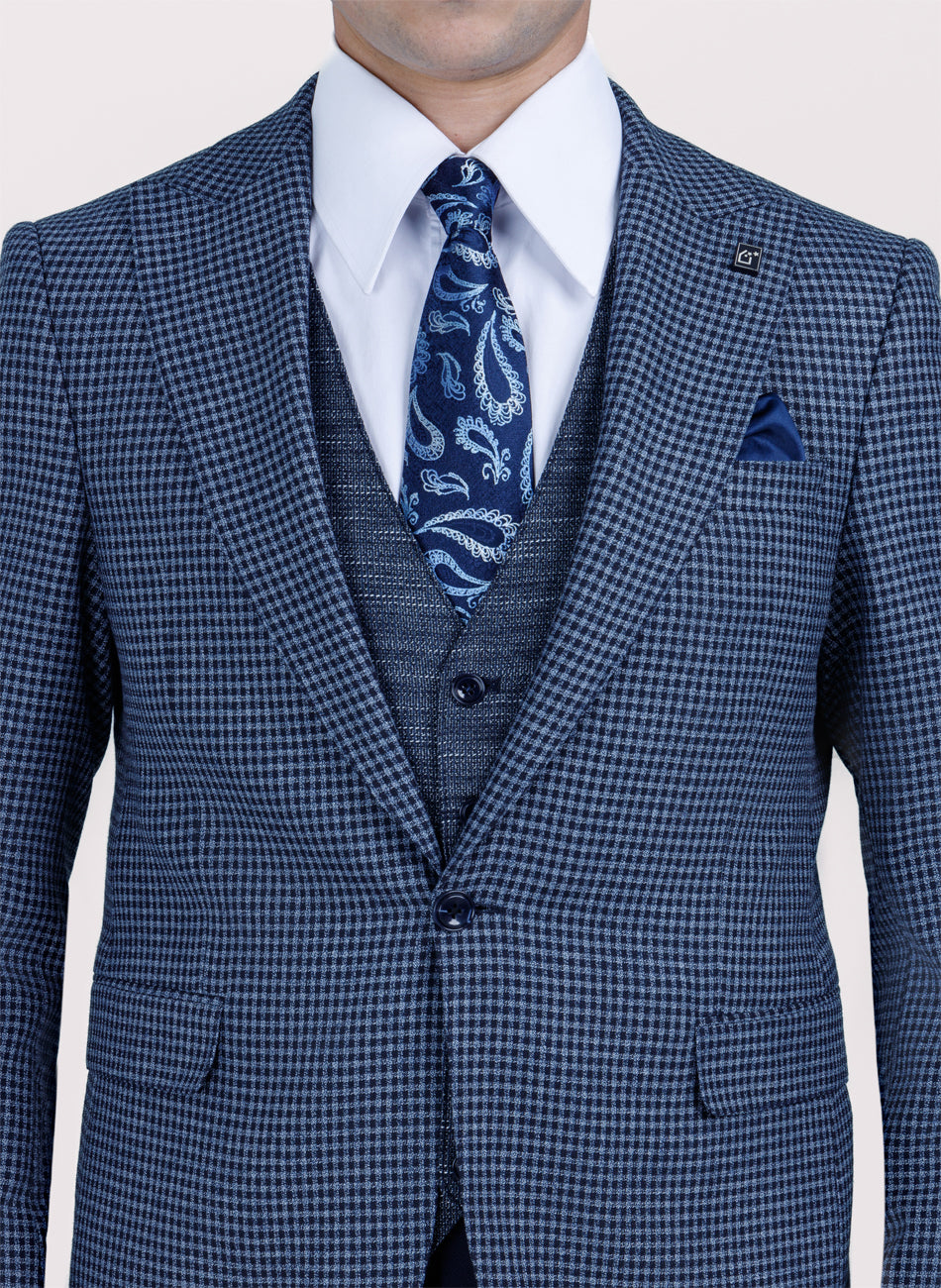 Image of Blue Hounds tooth Peak Lapel Suit