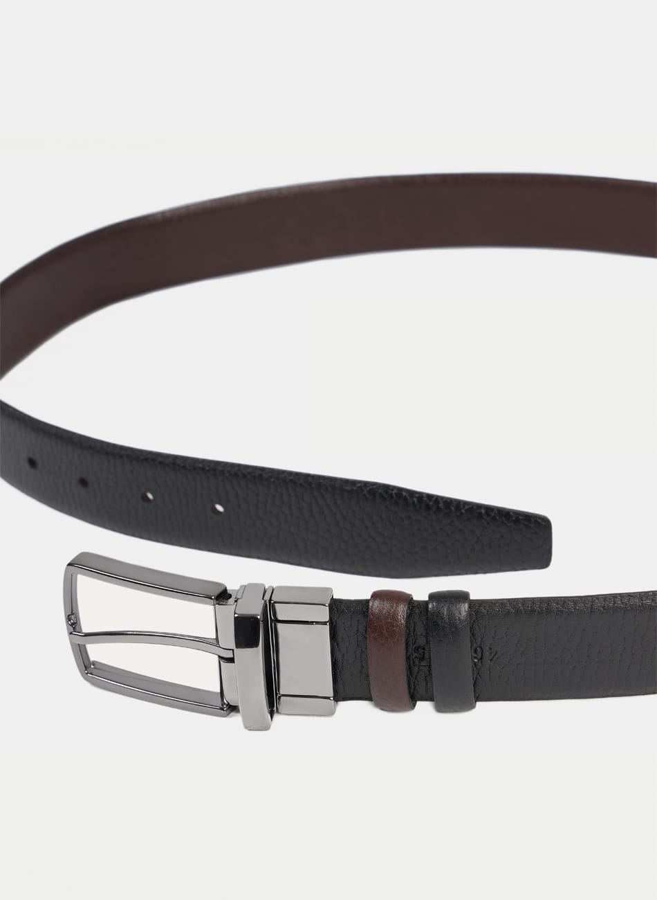 CRACKED BELT