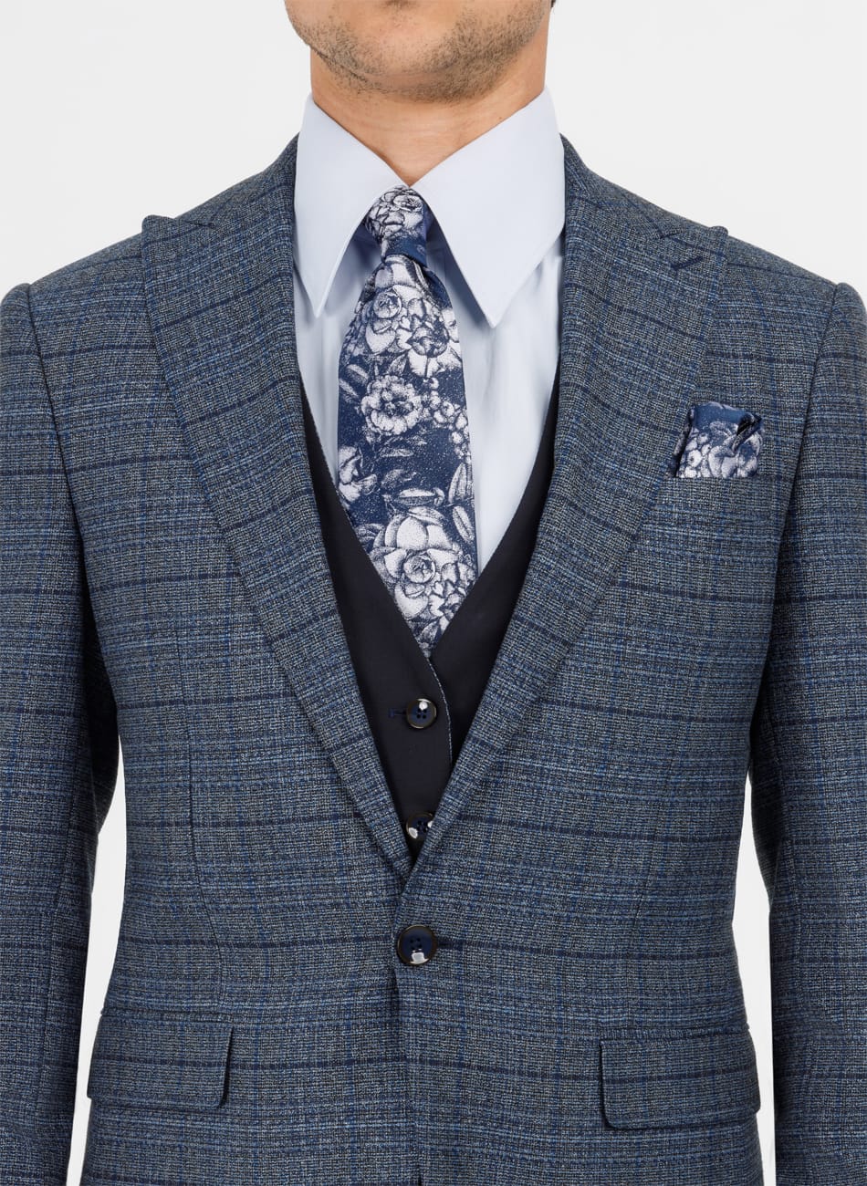 CHIX PEAK LAPEL SUITCHIX PEAK LAPEL SUIT