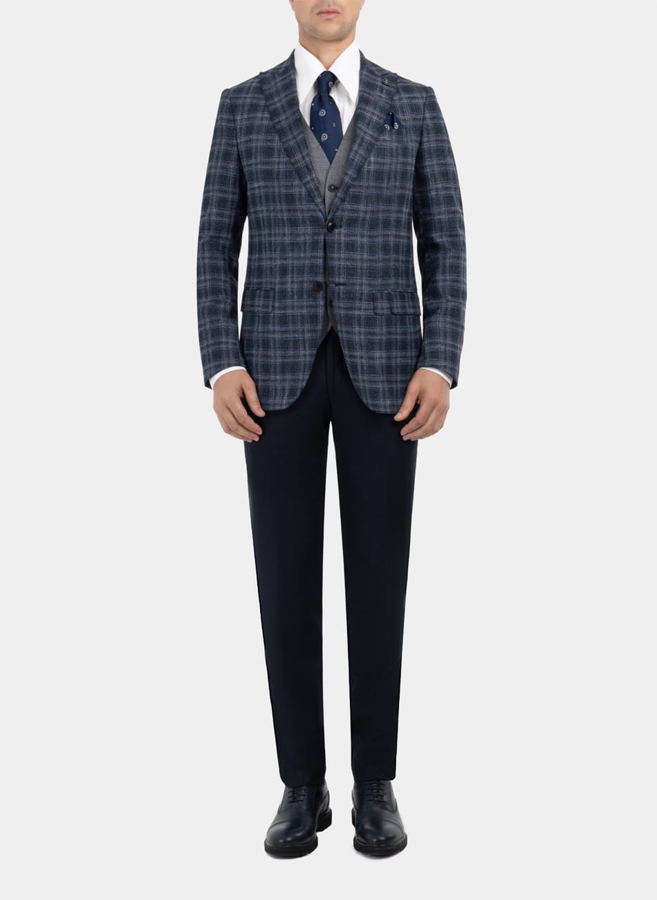 CHIX PEAK LAPEL SUIT