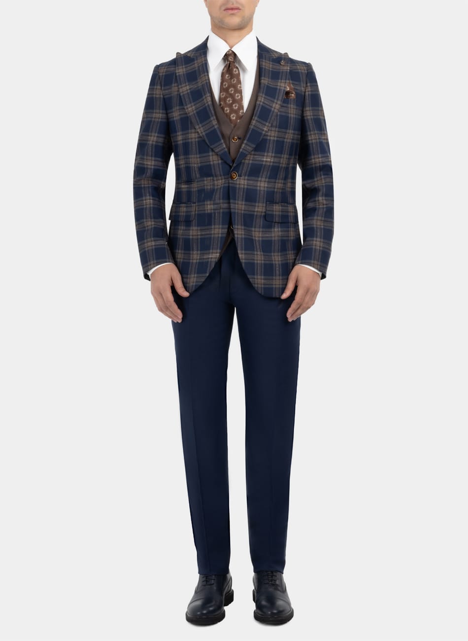 CHIX PEAK LAPEL SUIT