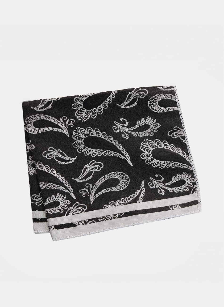PAISLEY TIE