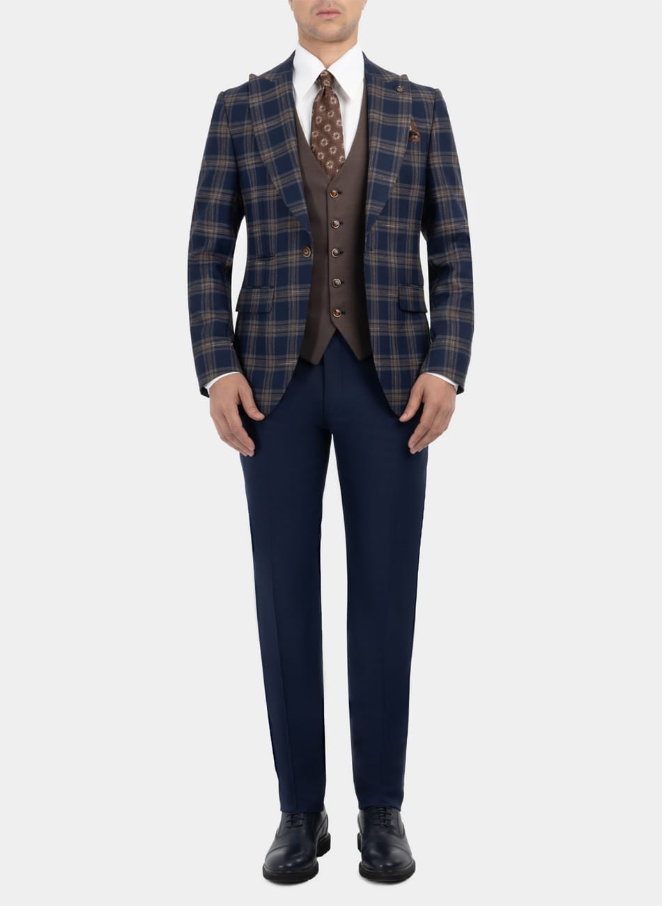 CHIX PEAK LAPEL SUIT
