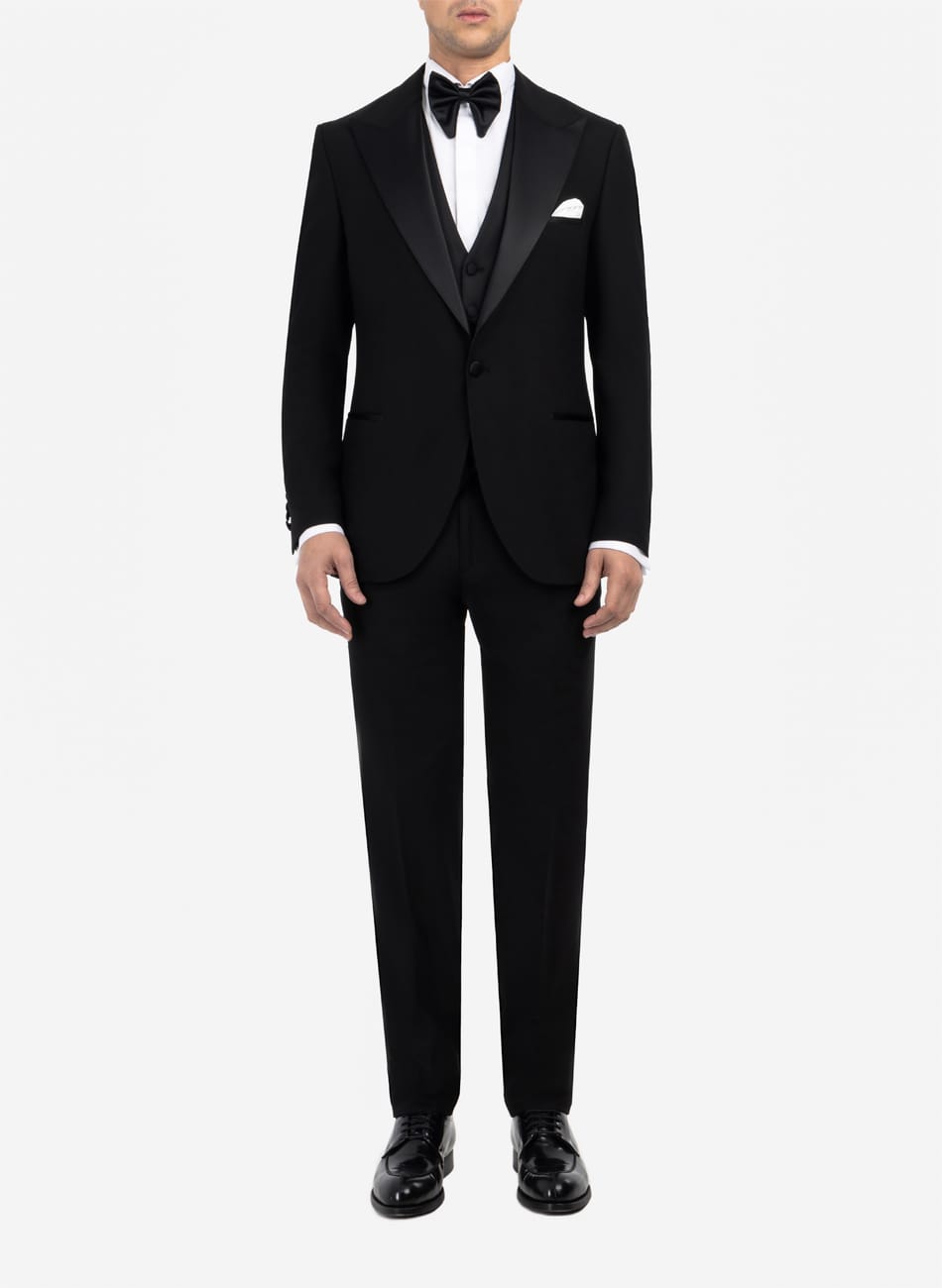 CLASSIC PEAK LAPEL SUIT