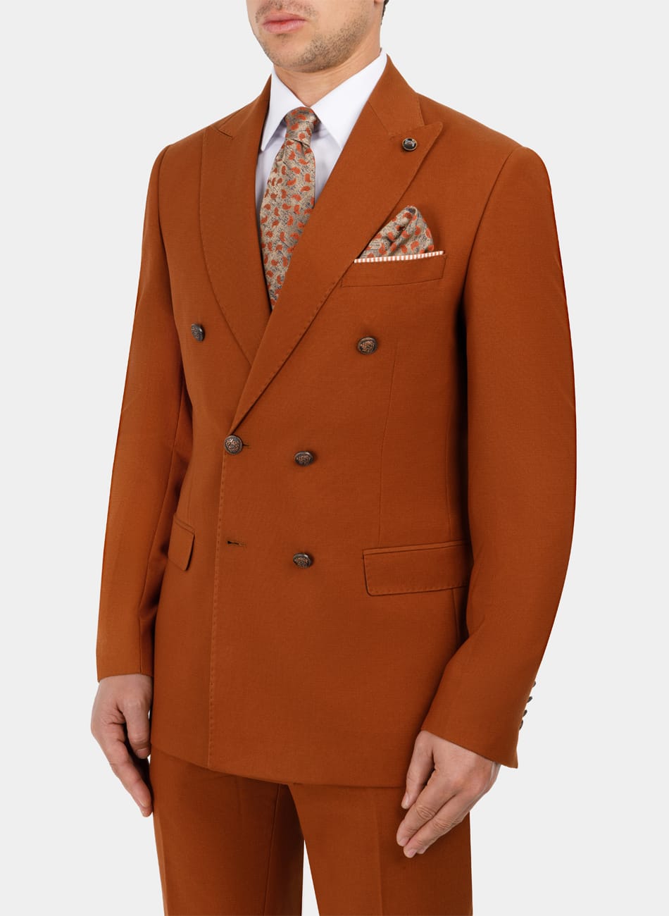 DOUBLE BREASTED PEAK LAPEL SUIT