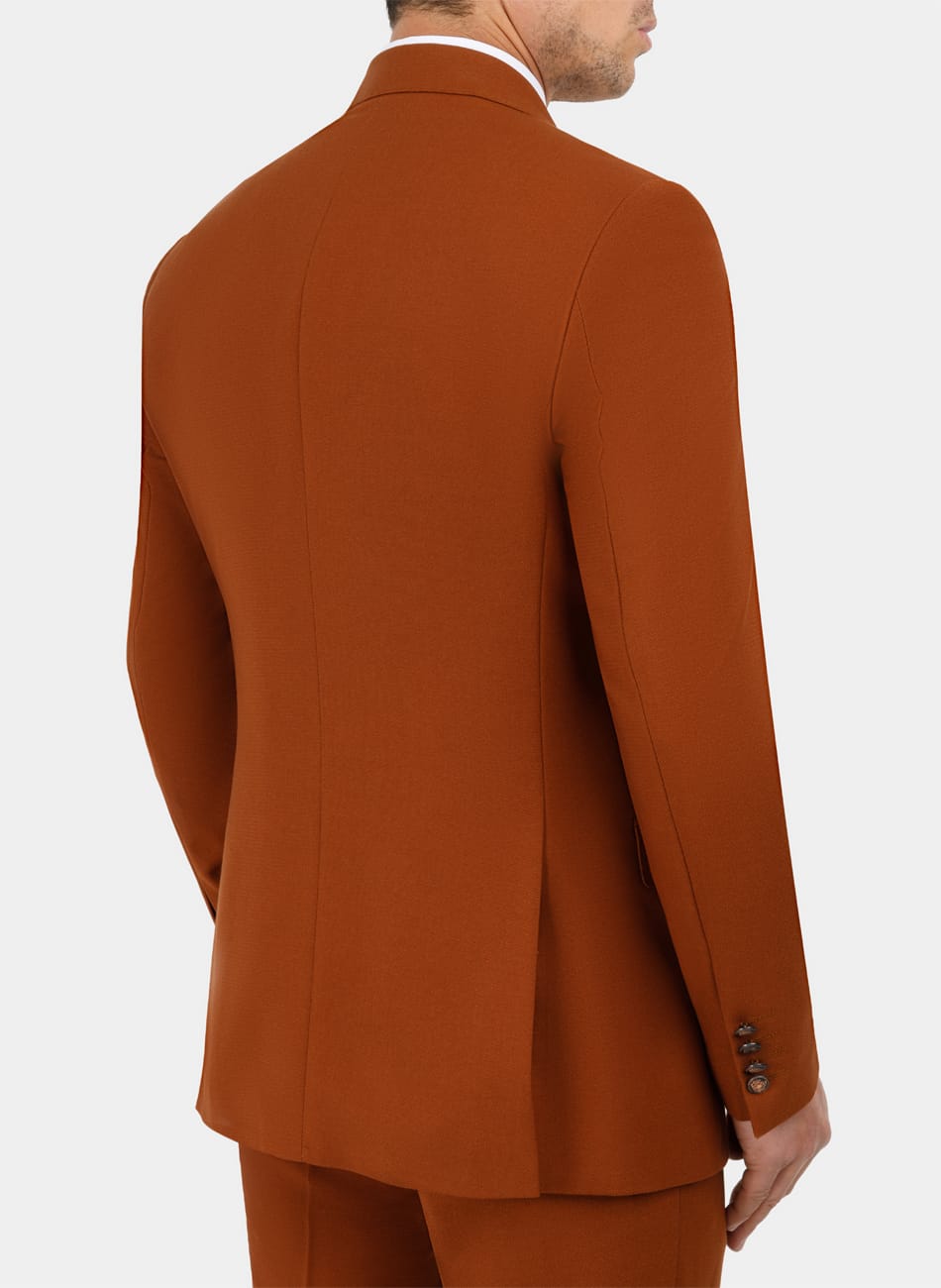 DOUBLE BREASTED PEAK LAPEL SUIT