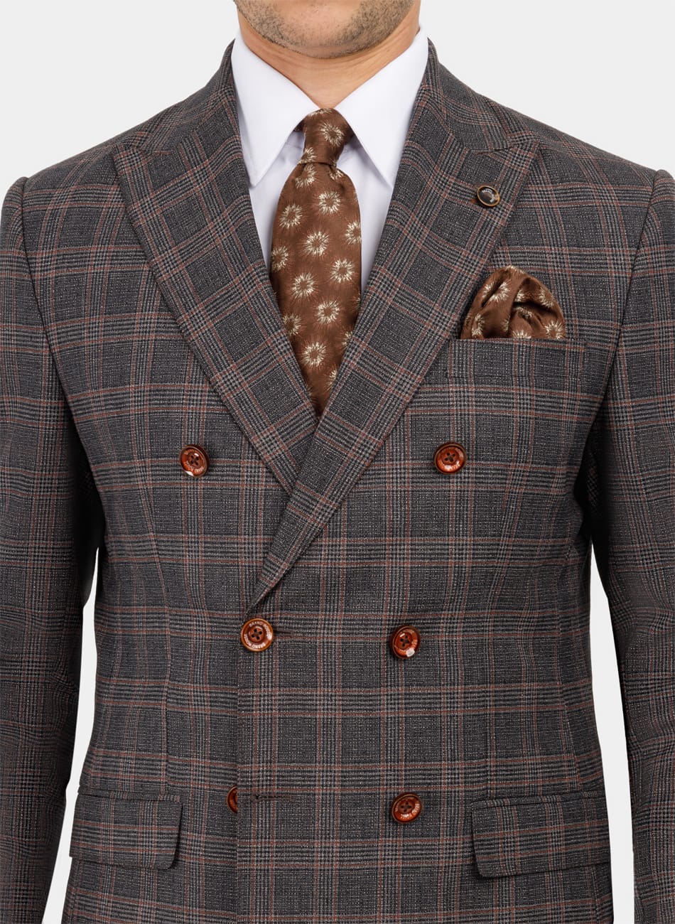 Image of DOUBLE BREASTED PEAK LAPEL SUIT