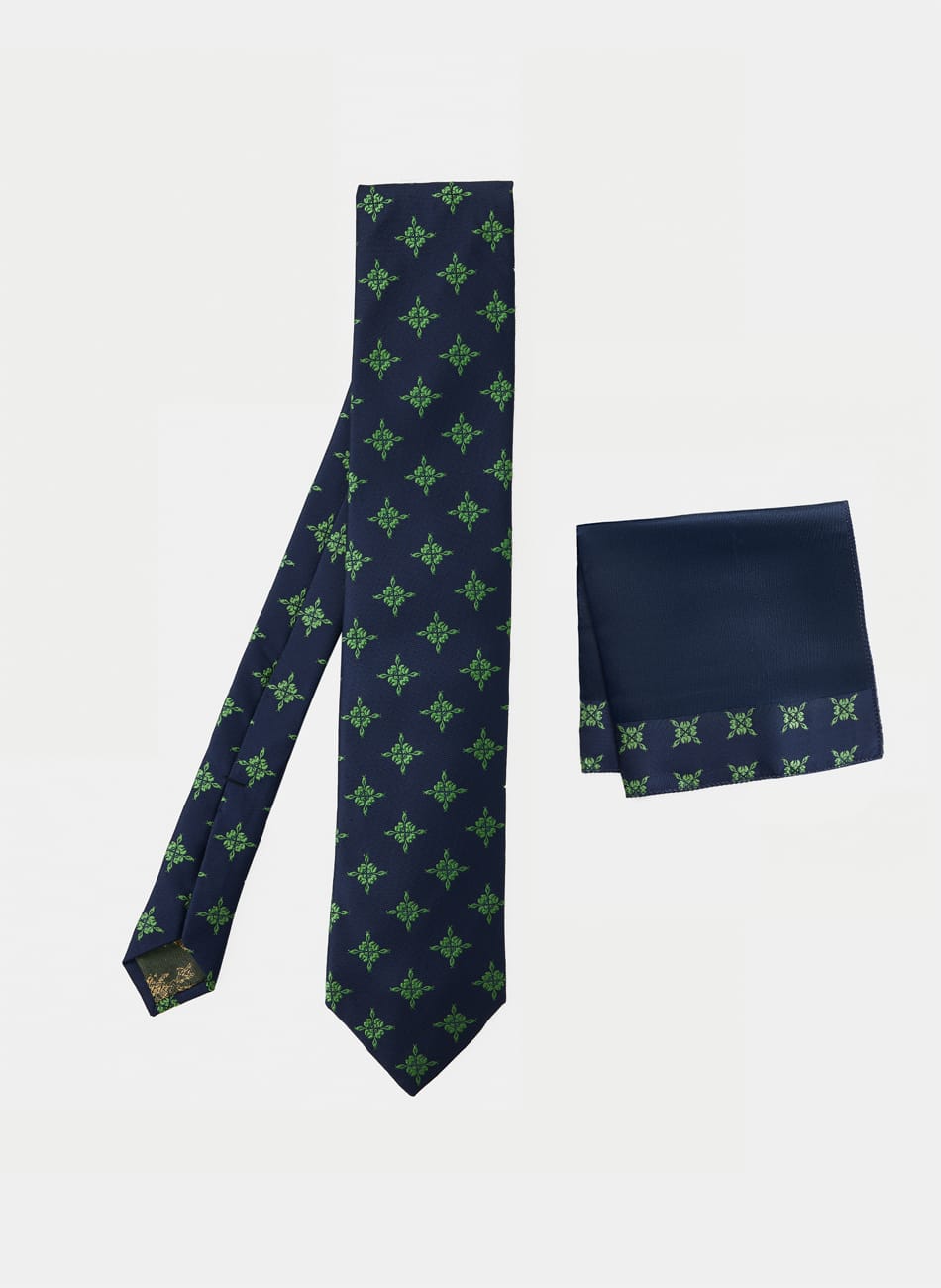 CIRCLES TIE
