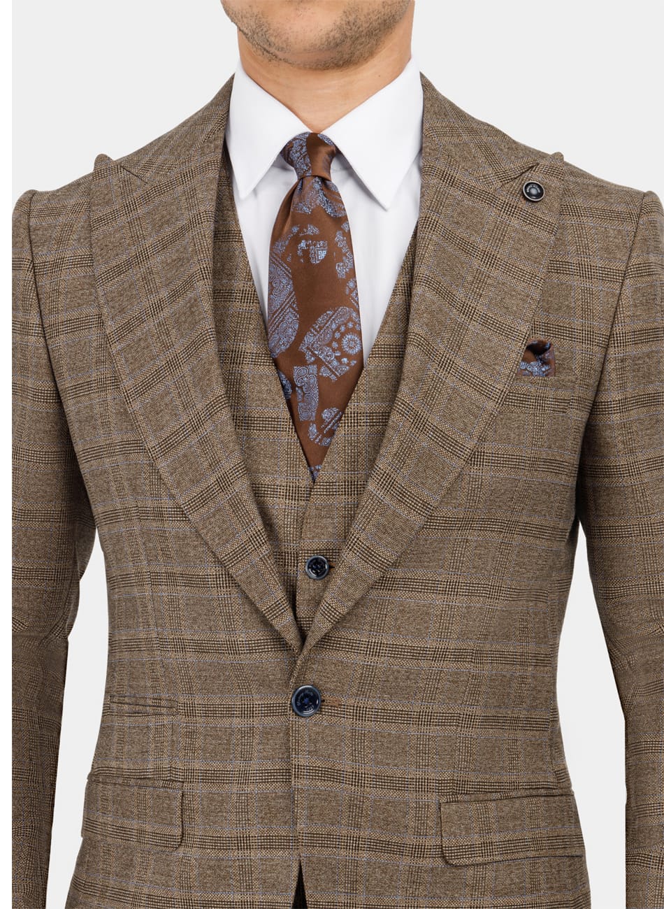 CHIX PEAK LAPEL SUIT