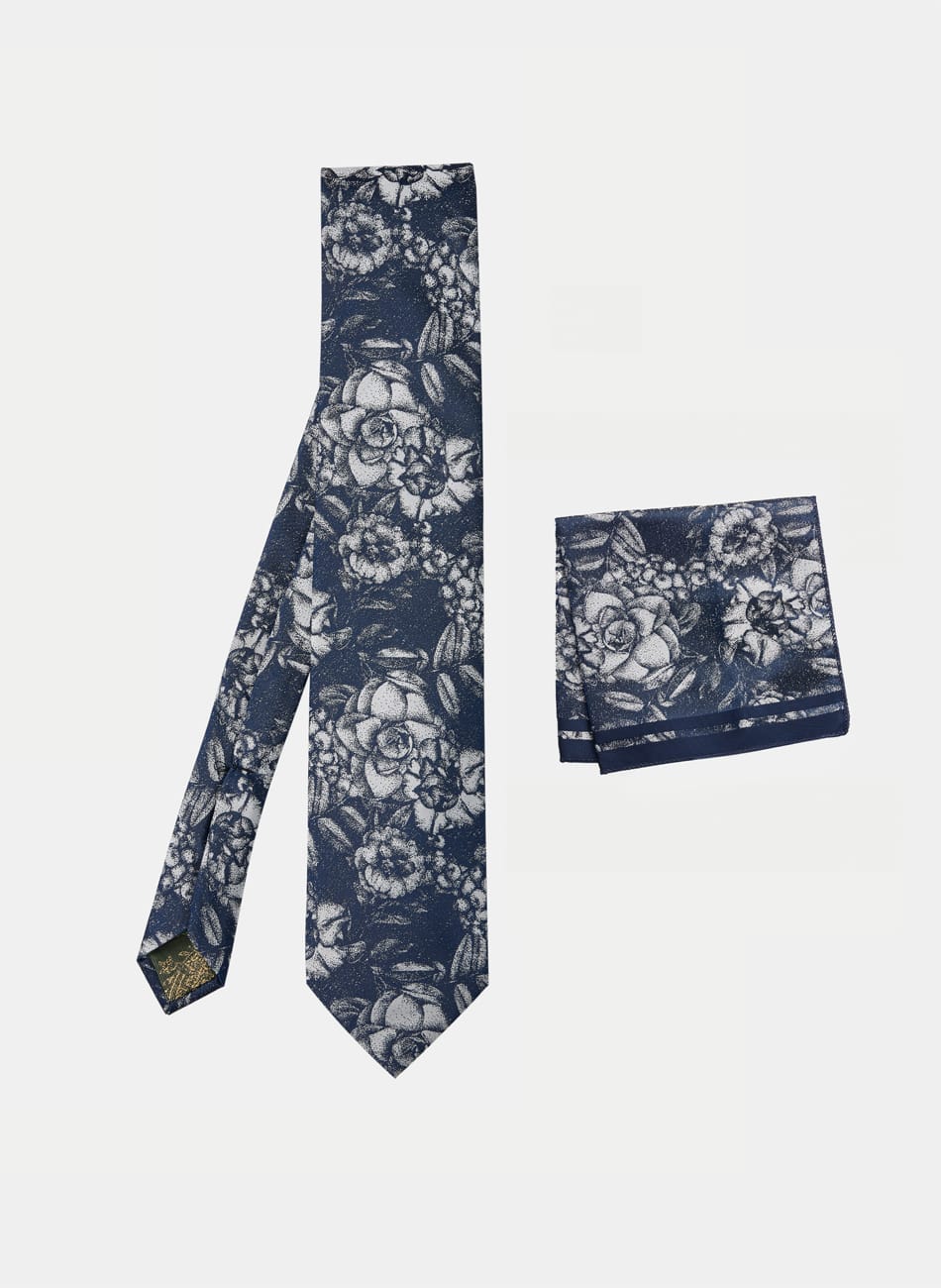 FLOWERY TIE