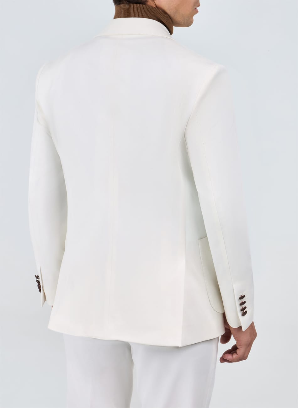 Image of double breasted Peak Lapel suit