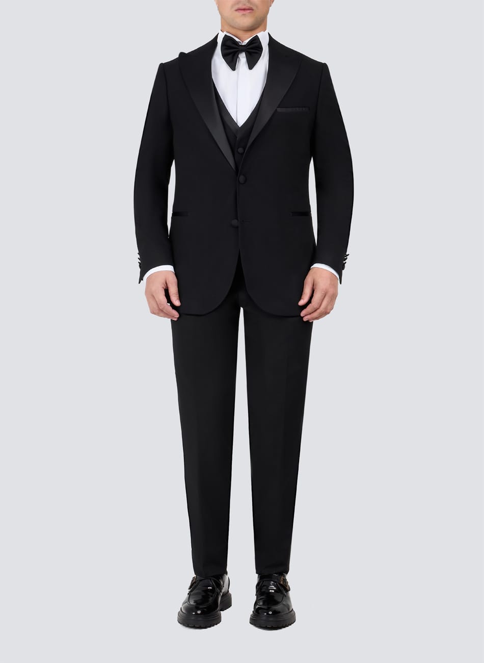 CLASSIC PEAK LAPEL SUIT
