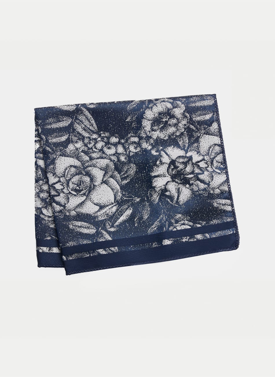 FLOWERY TIE