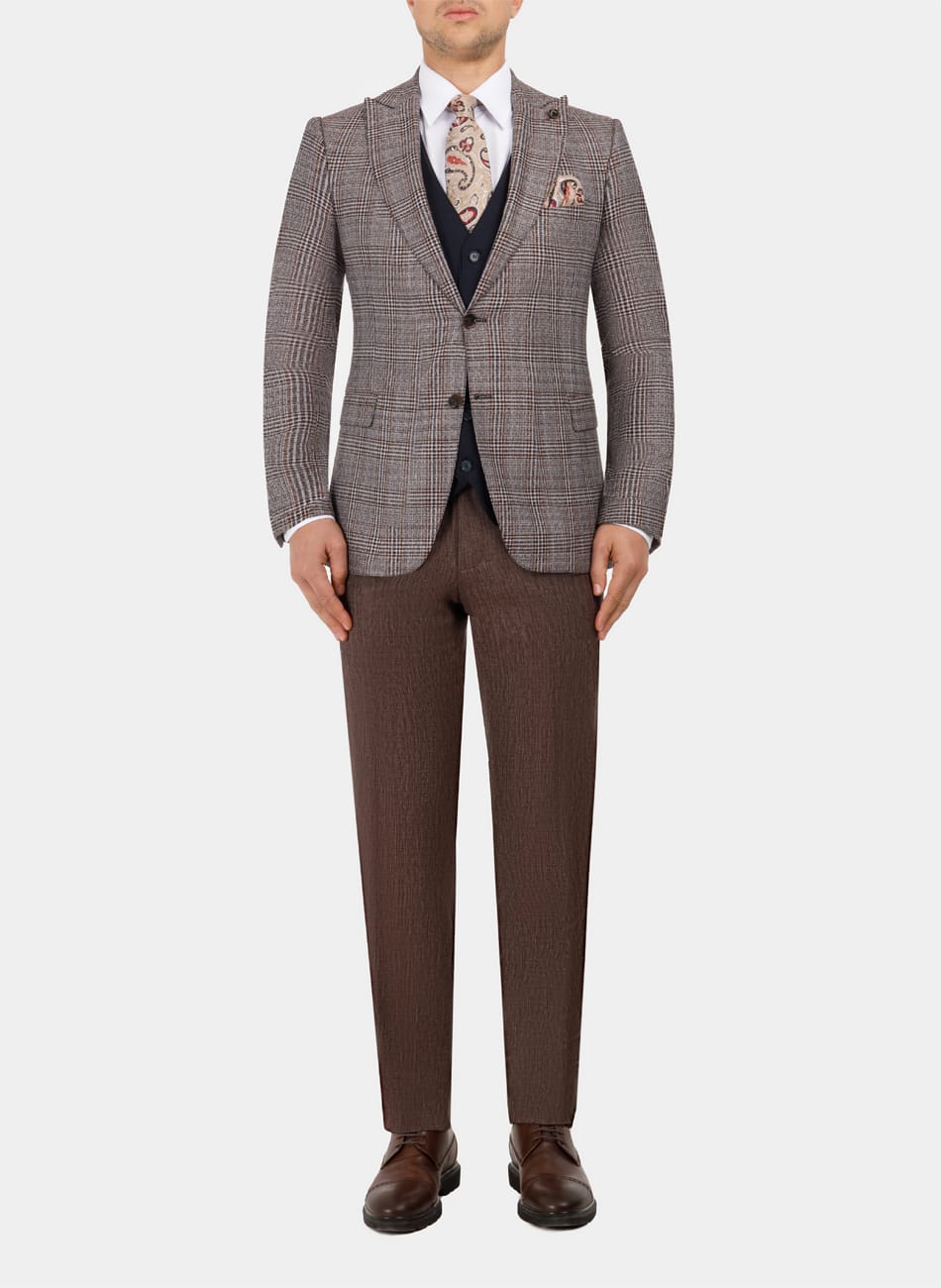 CHIX PEAK LAPEL SUIT