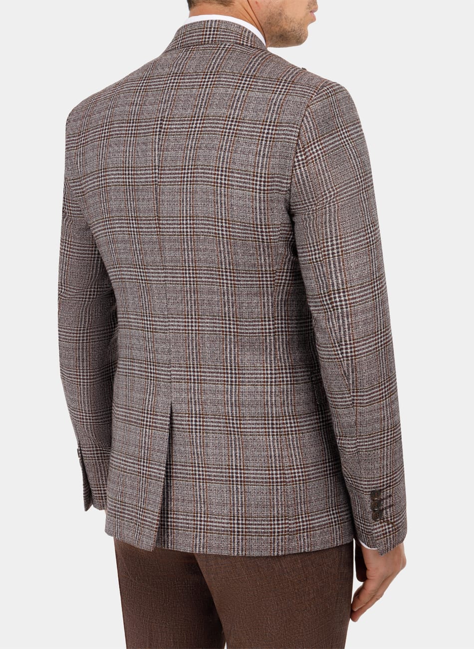 Image of CHIX PEAK LAPEL SUIT