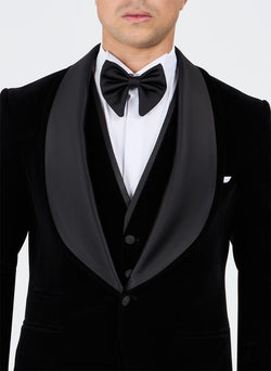 Image of VELVET SHALL LABEL SUIT