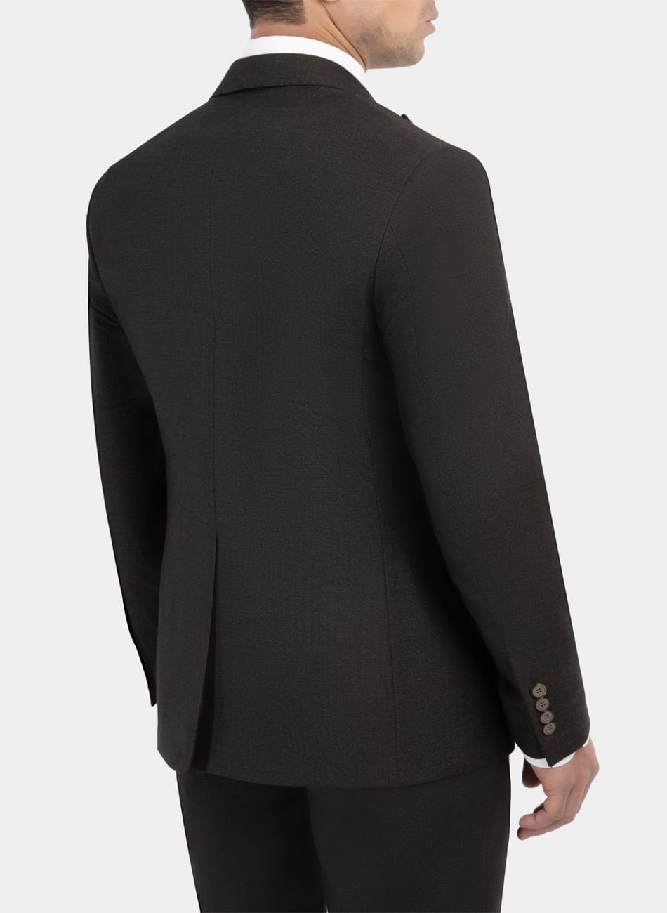 CLASSIC PEAK LAPEL SUIT