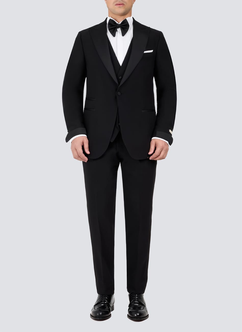 CLASSIC PEAK LAPEL SUIT
