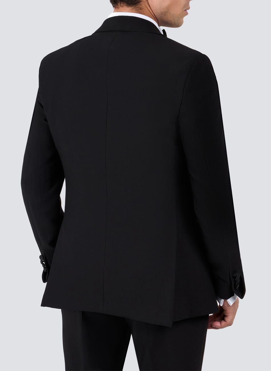 CLASSIC PEAK LAPEL SUIT