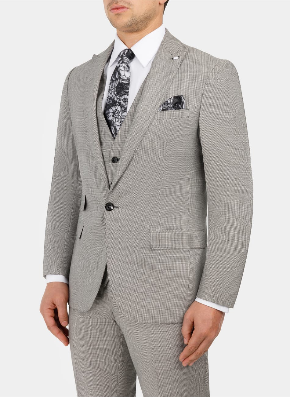 P.K PEAK LAPEL SUIT