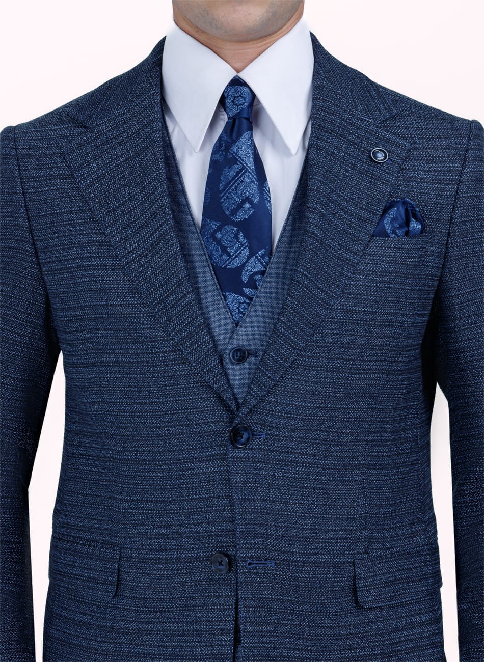 Image of PRINCE OF WALES NOTCH LAPEL SUIT