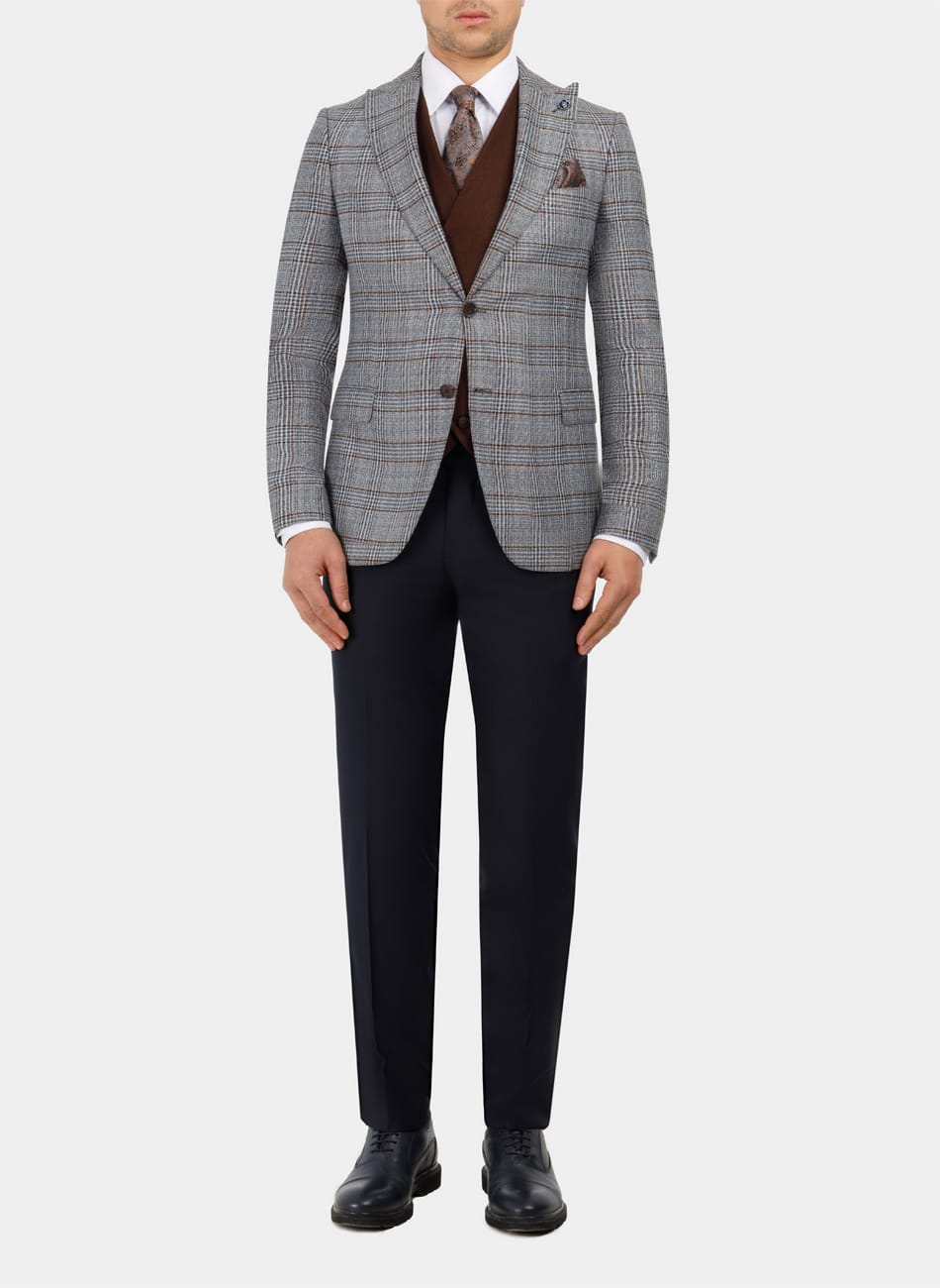 CHIX PEAK LAPEL SUIT