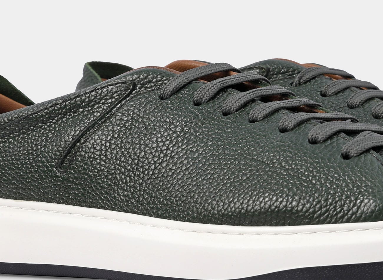 Image of CROSSCOURT Plain Sneakers