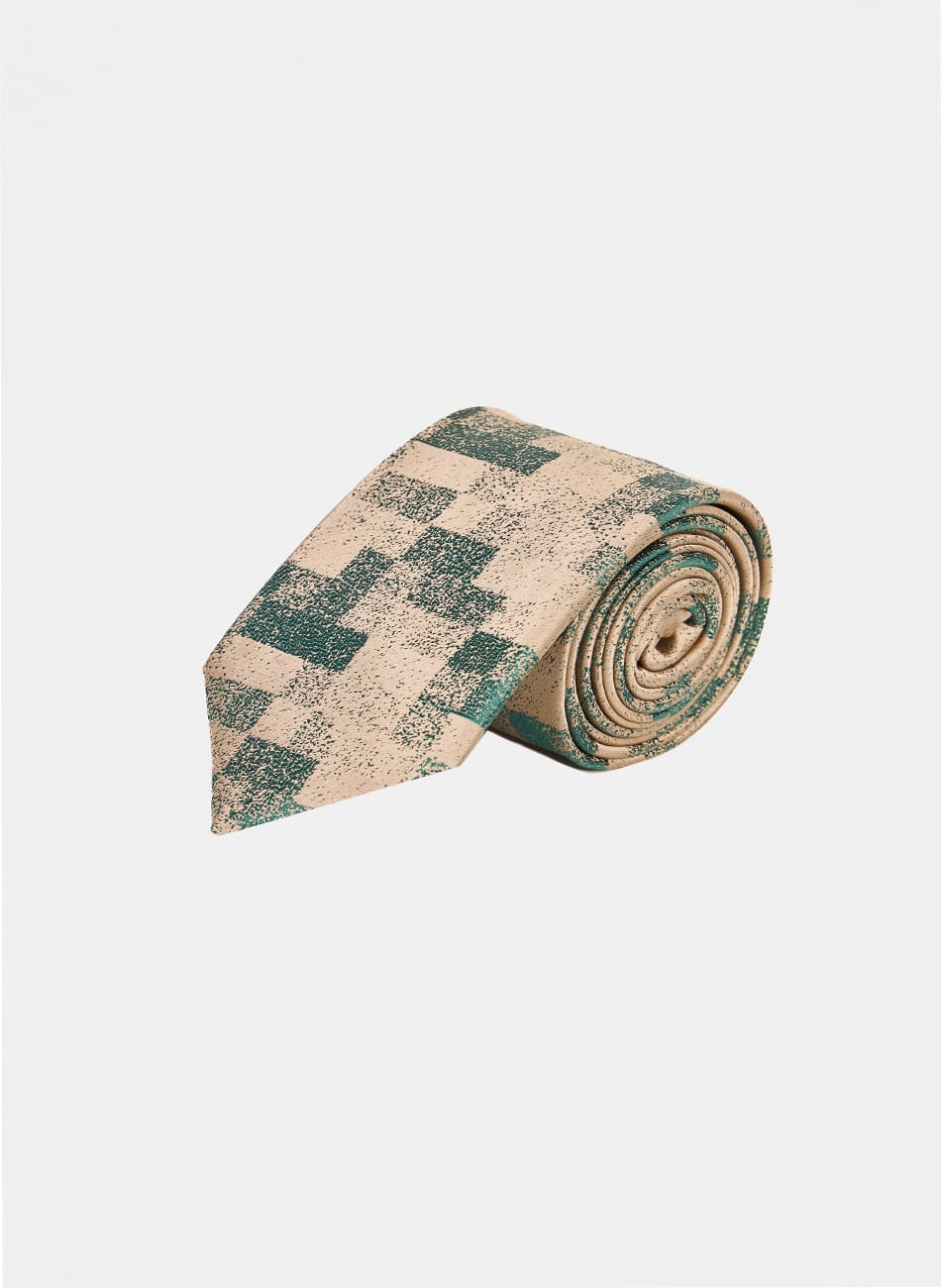 CHIX TIE