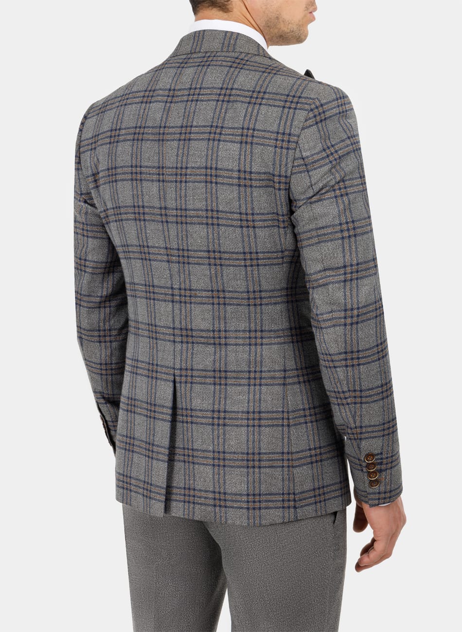 Image of CHIX PEAK LAPEL SUIT