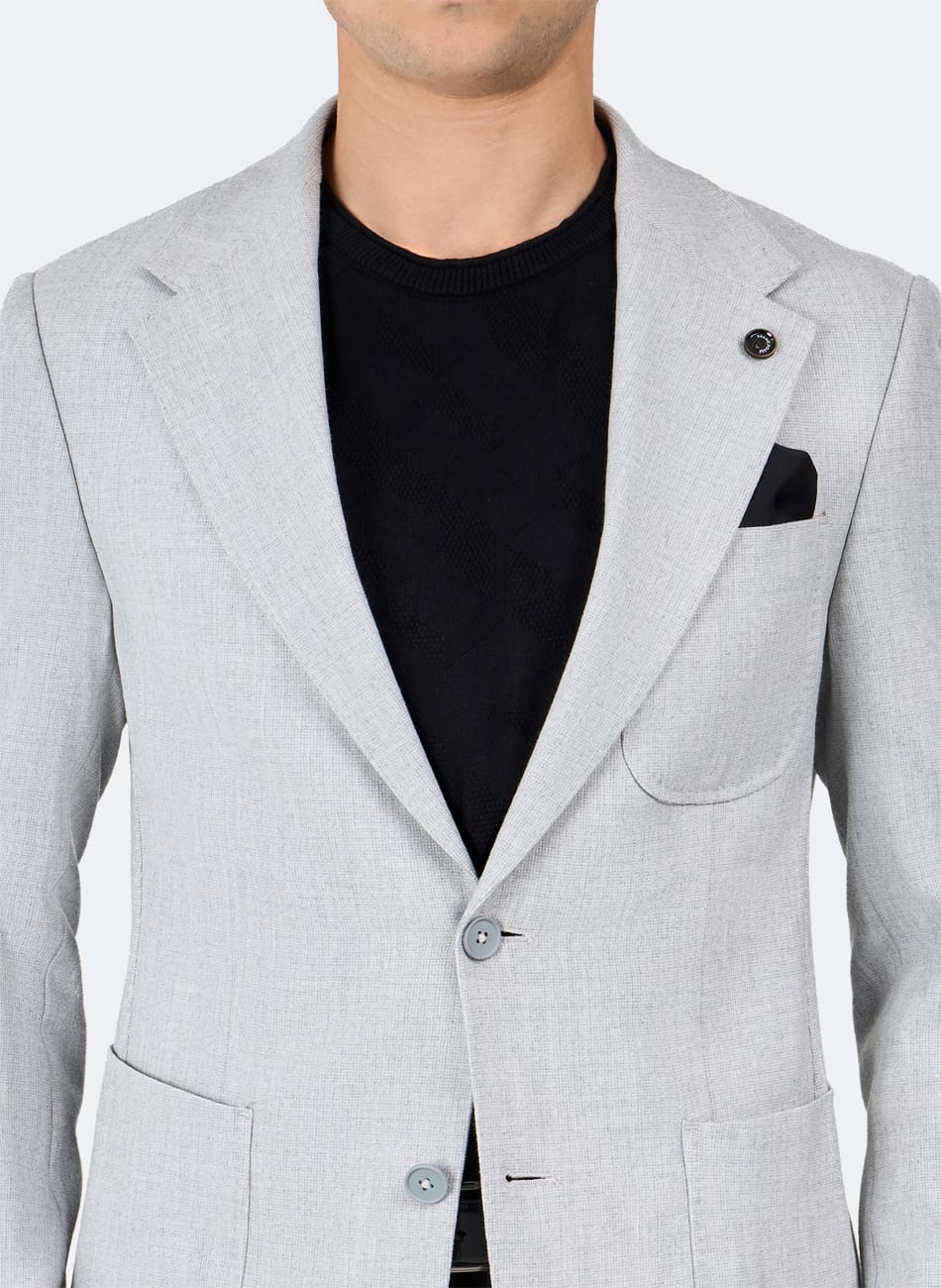 FANCY NOTCH LAPEL SUIT