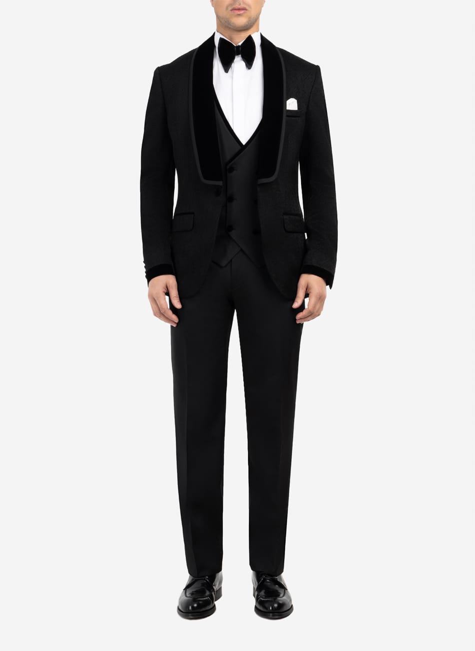 Image of KNOTTED PATTERN SHALL LABEL SUIT