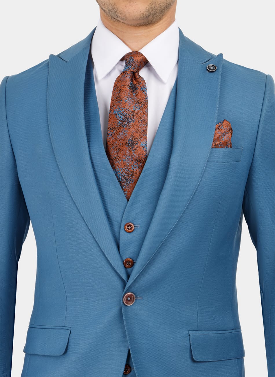 Image of STRIPED PEAK LAPEL SUIT