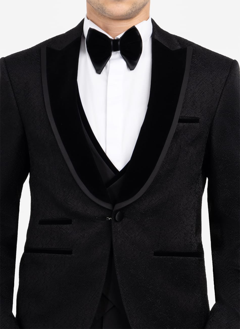 Image of KNOTTED PATTERN PEAK LAPEL SUIT