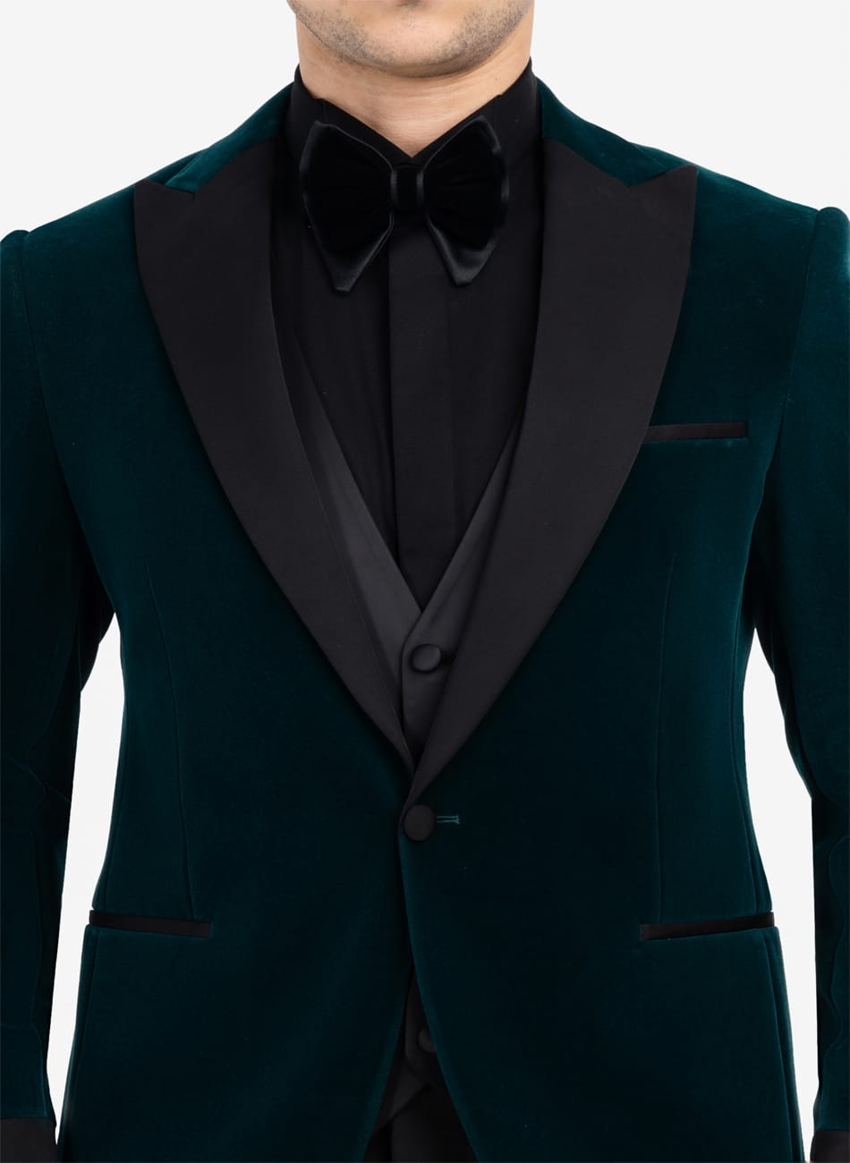 VELVET PEAK LAPEL SUIT