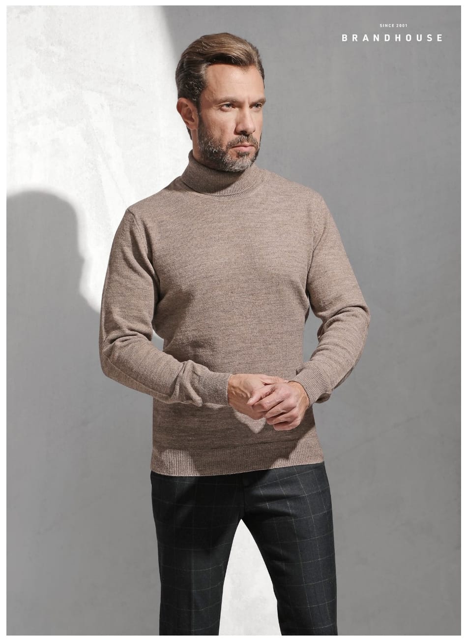 CLASSIC HIGH NECK PULLOVER