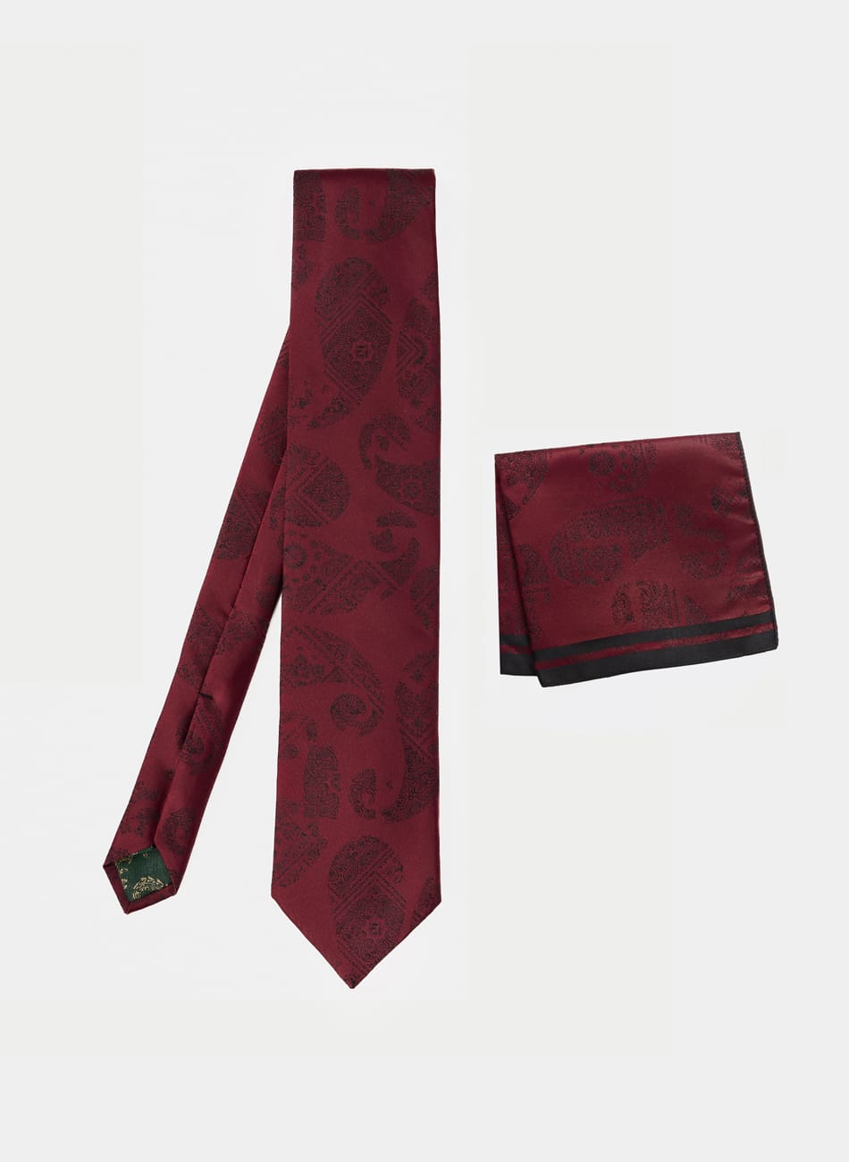 PAISLEY TIE