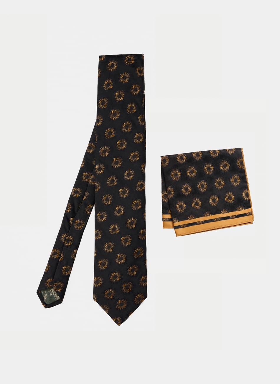 CIRCLES TIECIRCLES TIE