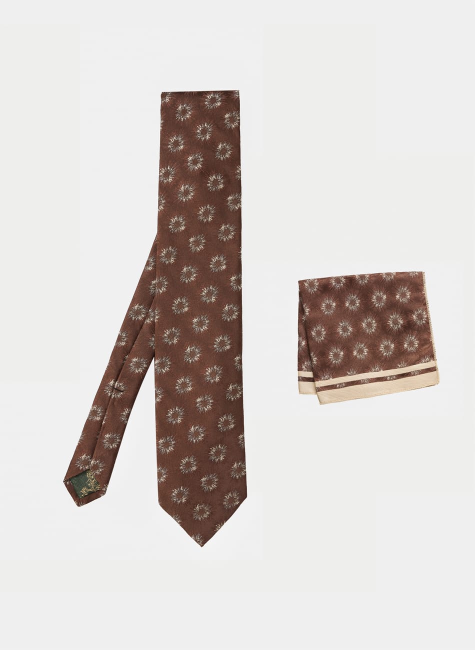 CIRCLES TIE