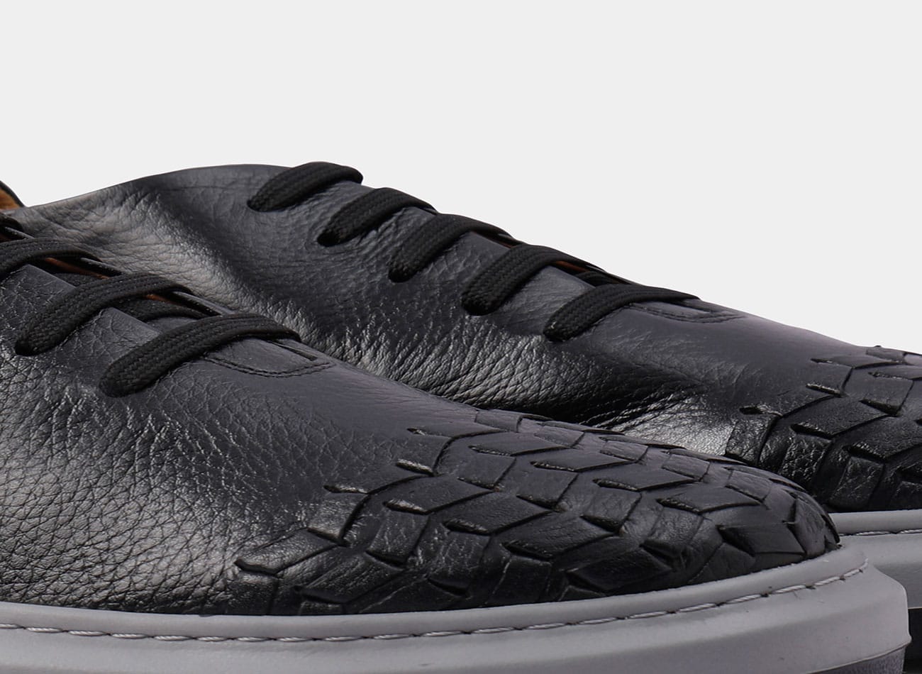 Image of Half Alligator leather Oxford Sneakers